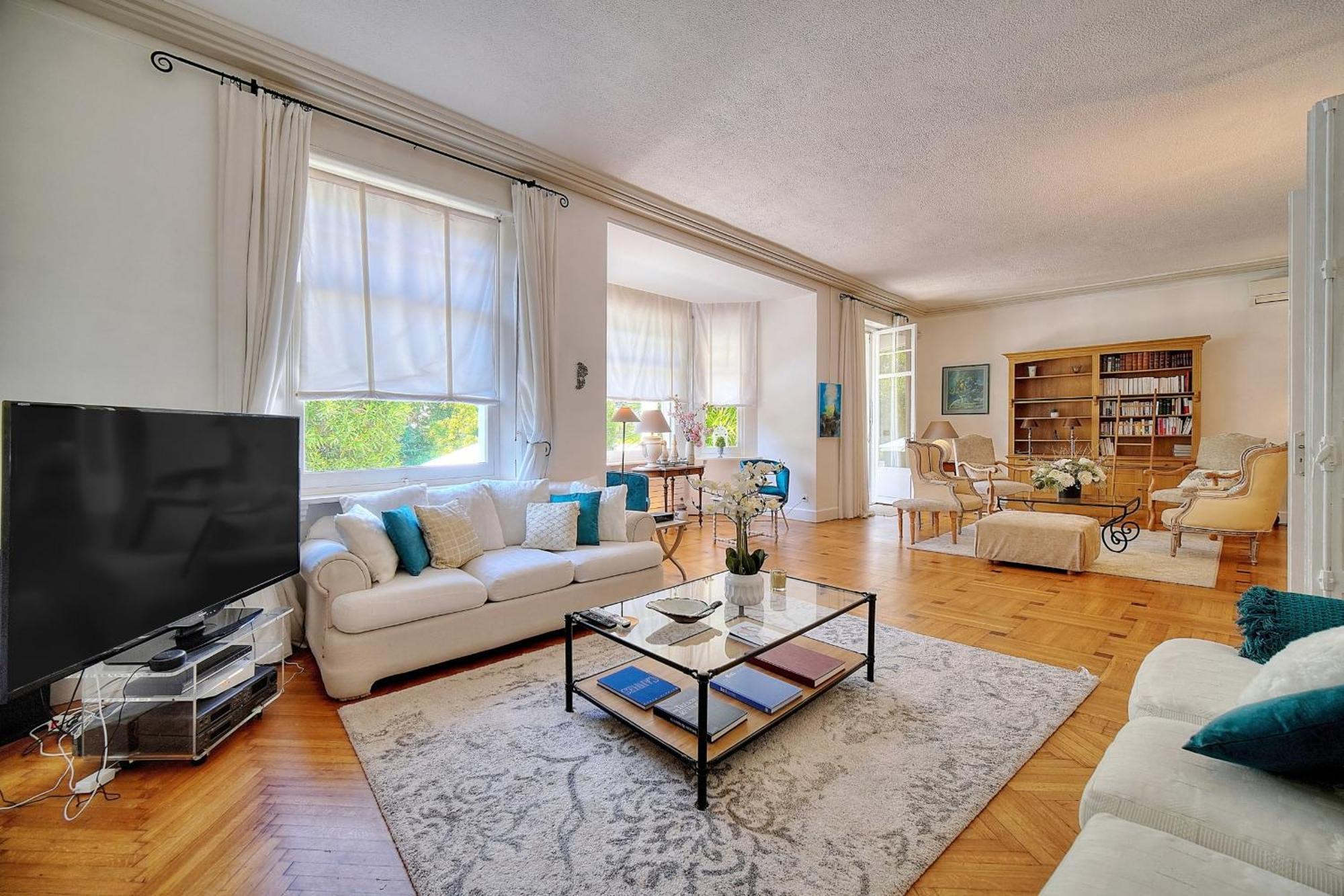 Ref 1821 - Near Center - For Rent Cannes
