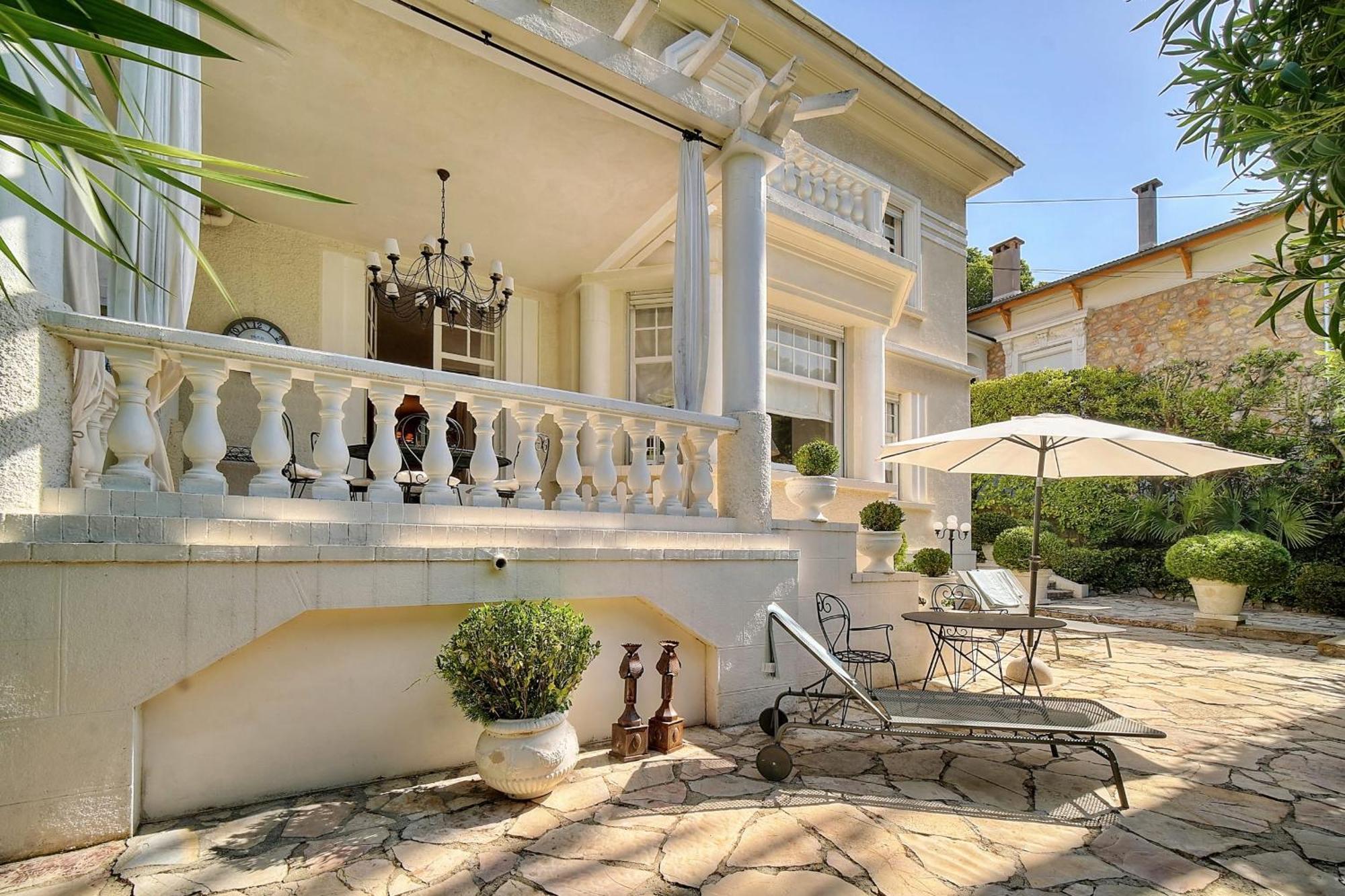 Ref 1821 - Near Center - For Rent Villa Cannes